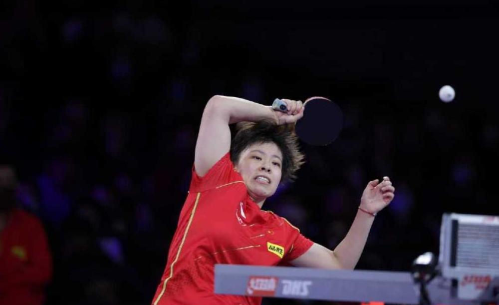 把目光投向 把目光投向