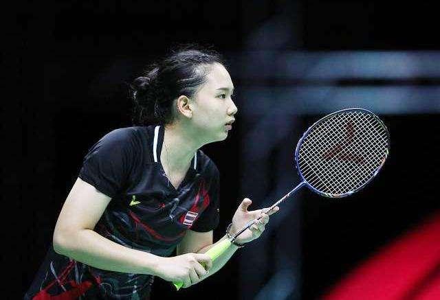 回应外界对 回应外界对