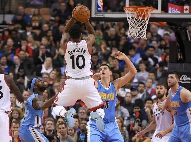 击威胁逼退 击威胁逼退